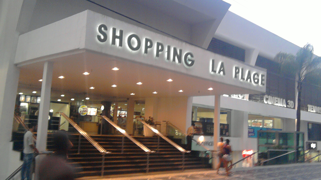Shopping La Plage Guarujá
