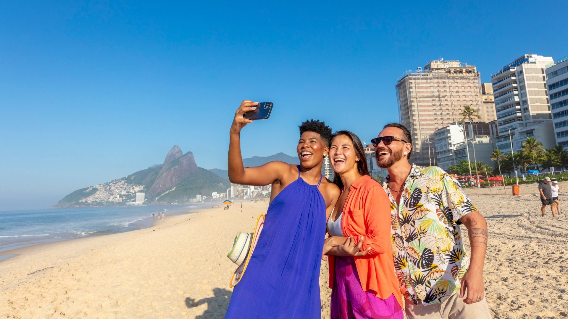 Turistas estrangeiros deixam mais de 23 bilhões no Brasil